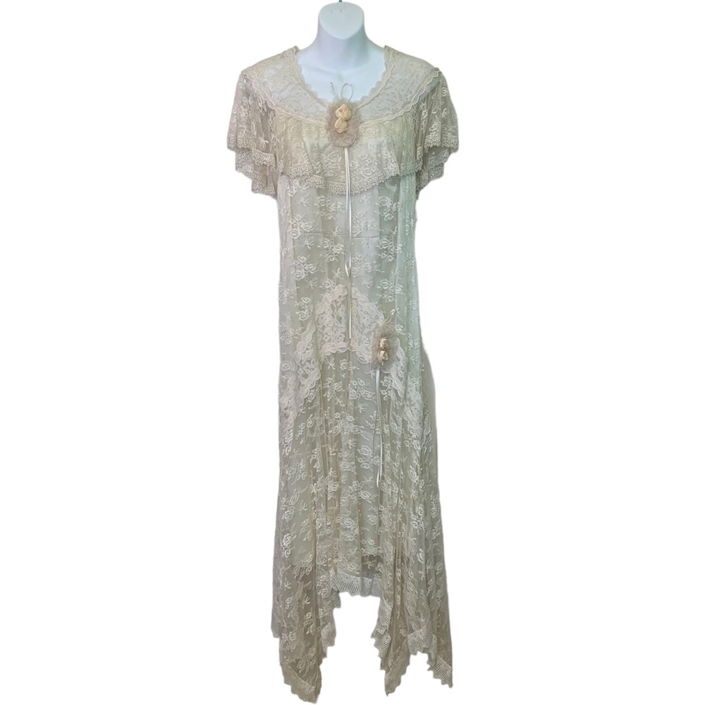 VINTAGE LACE WITH FLORAL DETAIL WEDDING GOWN DRESS 9/10 P